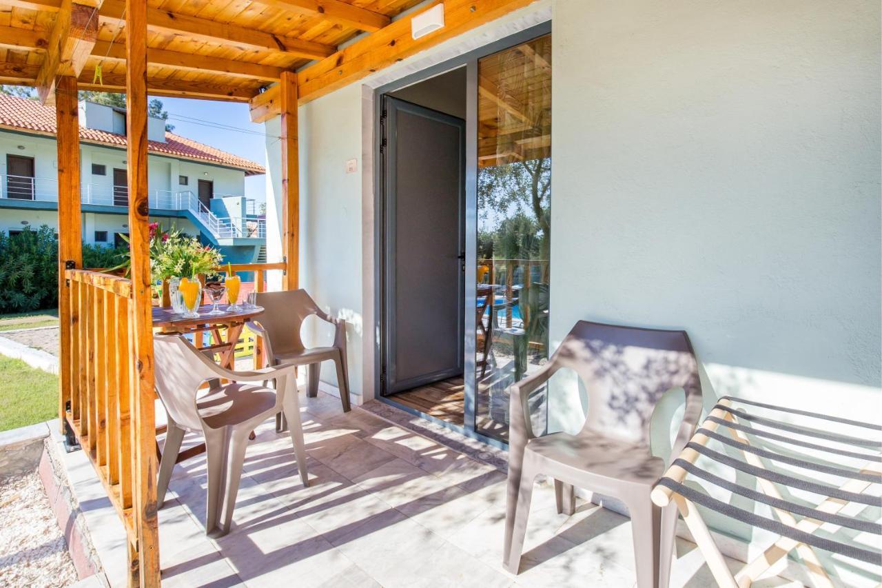 סקאלה סוטירוס Marti Resort מראה חיצוני תמונה