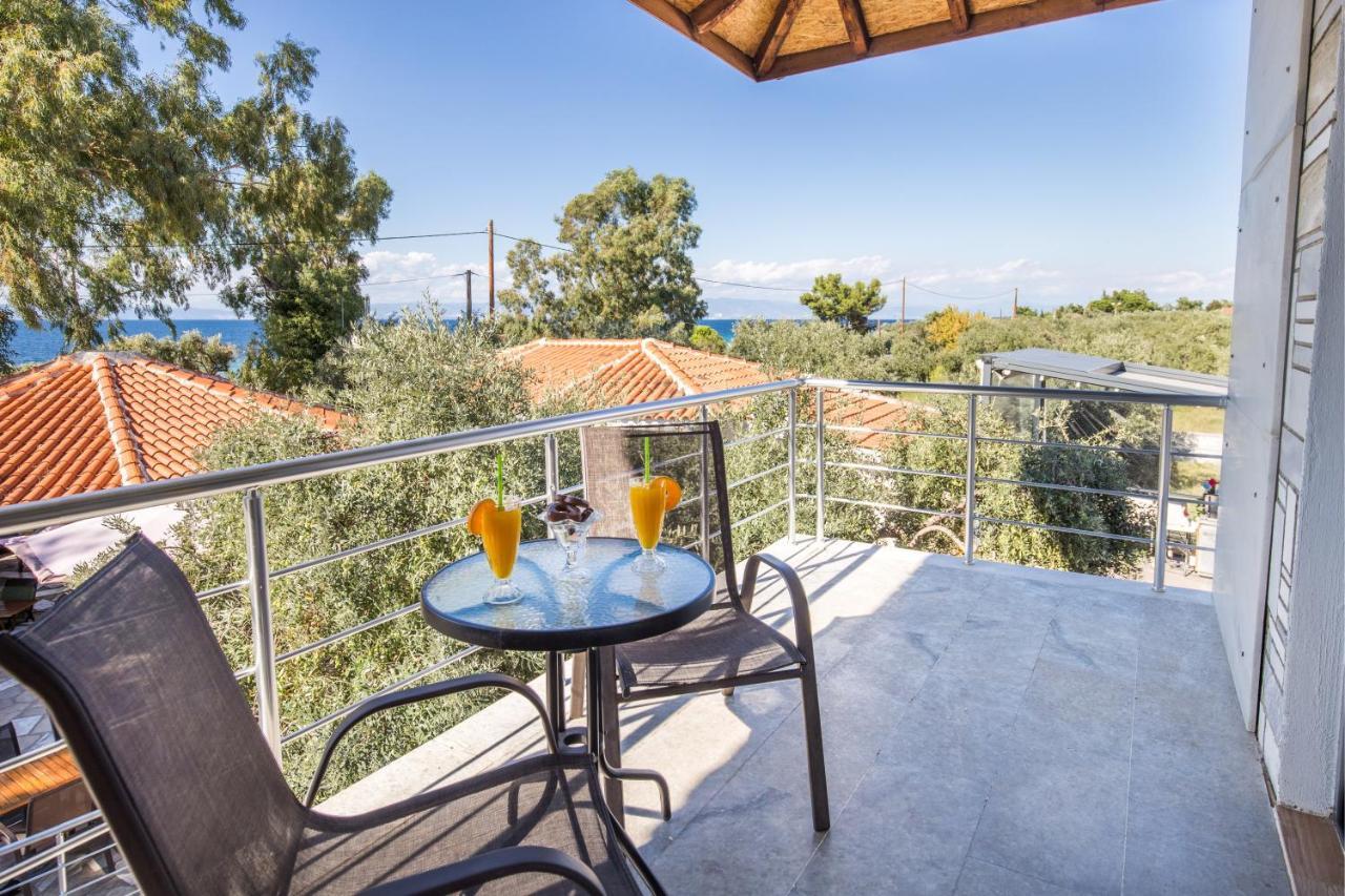 סקאלה סוטירוס Marti Resort מראה חיצוני תמונה