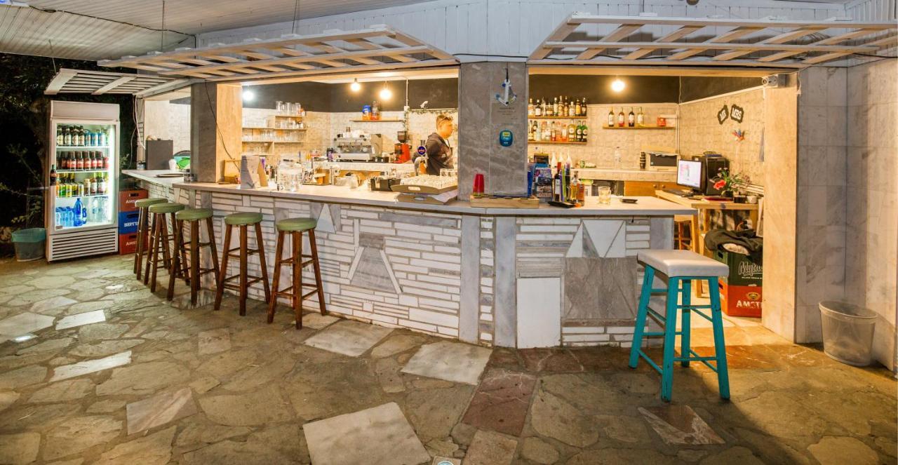 סקאלה סוטירוס Marti Resort מראה חיצוני תמונה